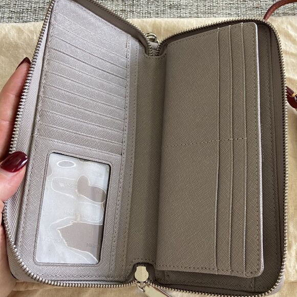 MICHAEL Michael Kors Large Leather Smartphone Wristlet NWOT light grey neverused - Picture 9 of 12